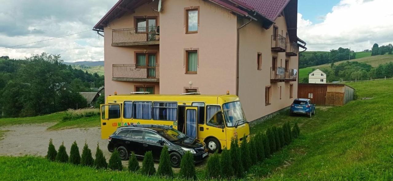 Willa Дзвін Карпат Łazieszczina Zewnętrze zdjęcie